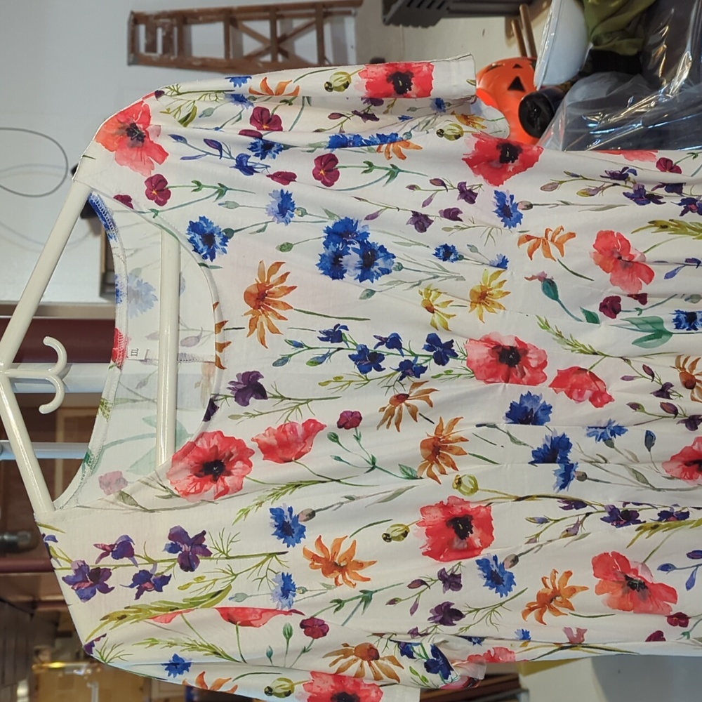 Women's white Floral dress XXL